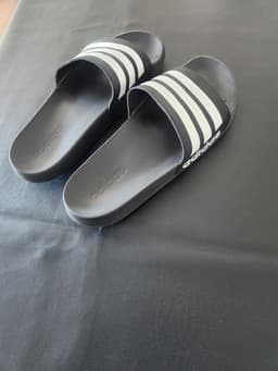 Chinelas Adidas Muy Buen Estado