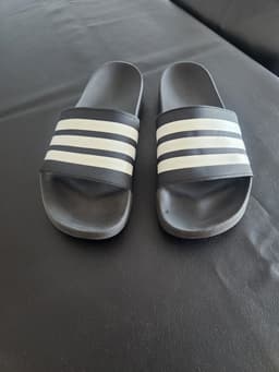 Chinelas Adidas Muy Buen Estado