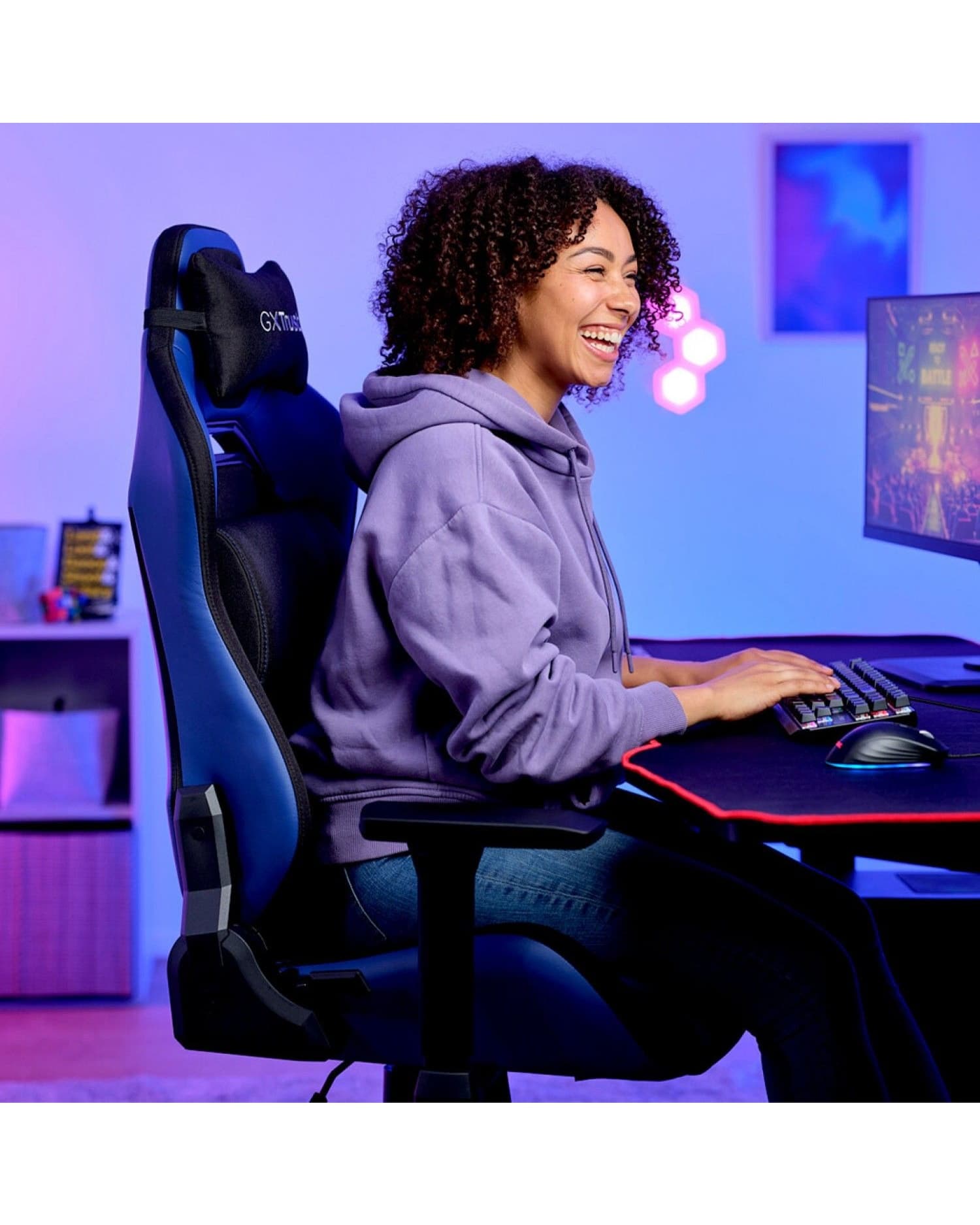 SILLA GAMER GXTRUST 714B RUYA ERGONÓMICA Y TRANSPIRABLE CON APOYO 3D AZUL